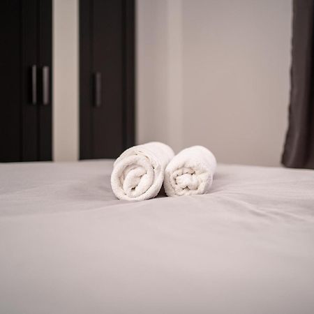 Central Apartment In Belfast City Centre - Sleeps 5 People 外观 照片