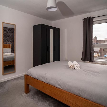Central Apartment In Belfast City Centre - Sleeps 5 People 外观 照片