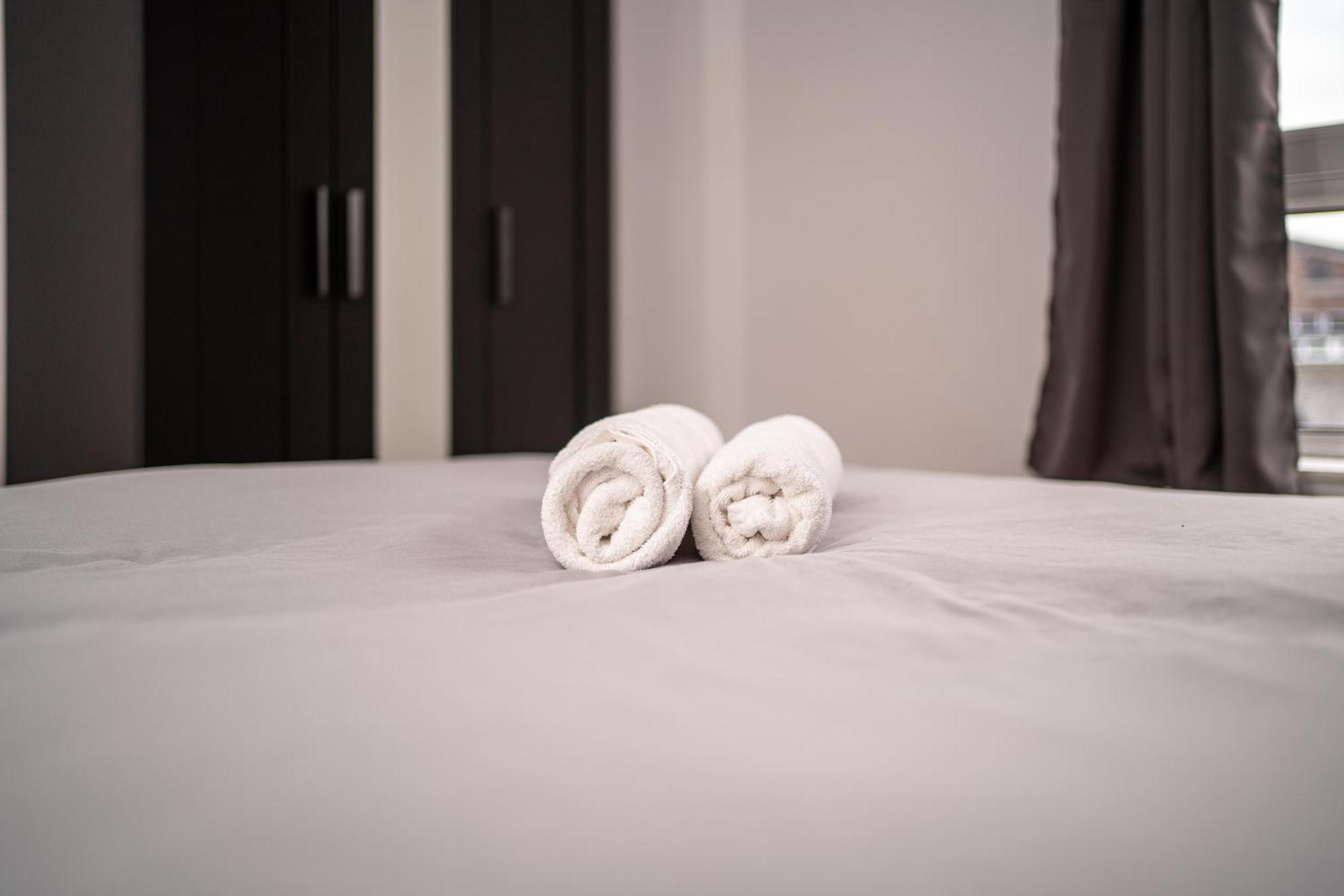 Central Apartment In Belfast City Centre - Sleeps 5 People 外观 照片