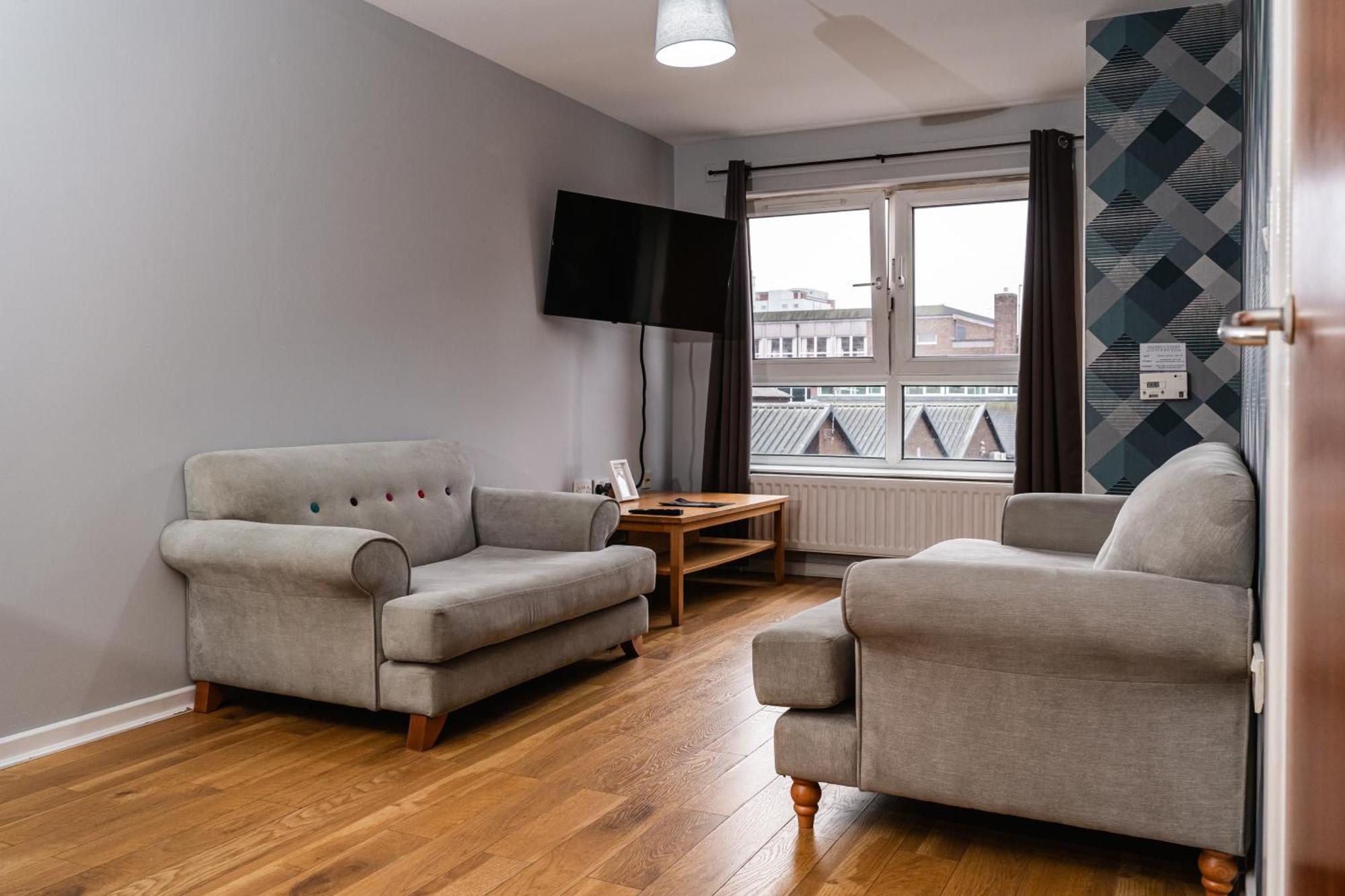 Central Apartment In Belfast City Centre - Sleeps 5 People 外观 照片