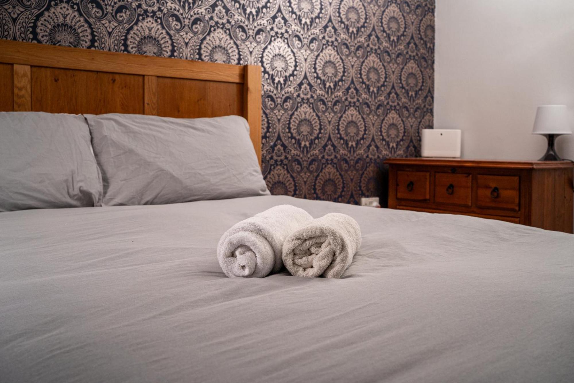Central Apartment In Belfast City Centre - Sleeps 5 People 外观 照片