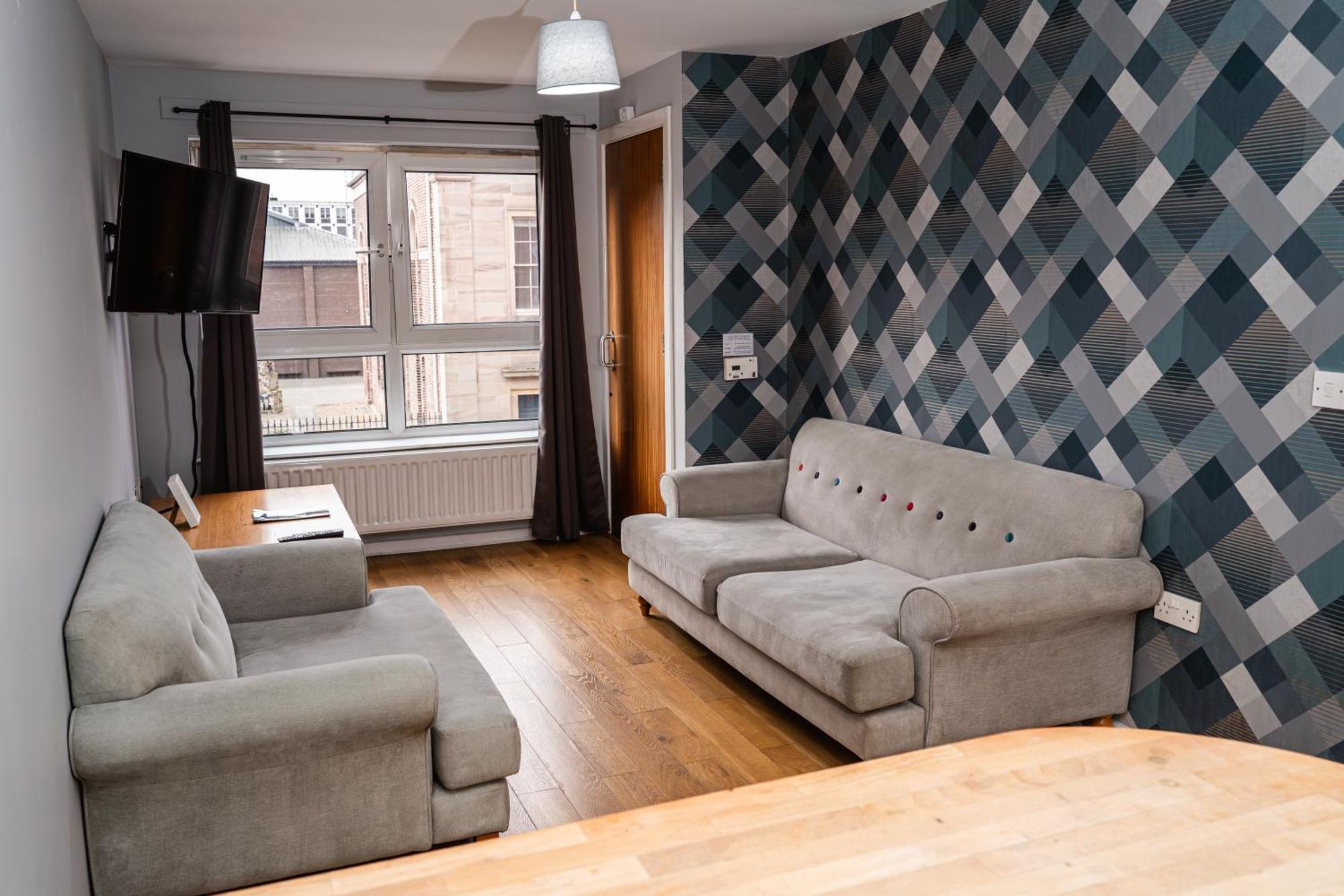 Central Apartment In Belfast City Centre - Sleeps 5 People 外观 照片